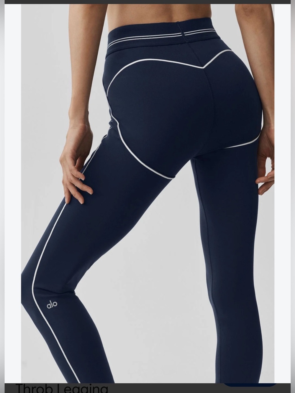 Alo Air Brush Heart Throb Black Leggings